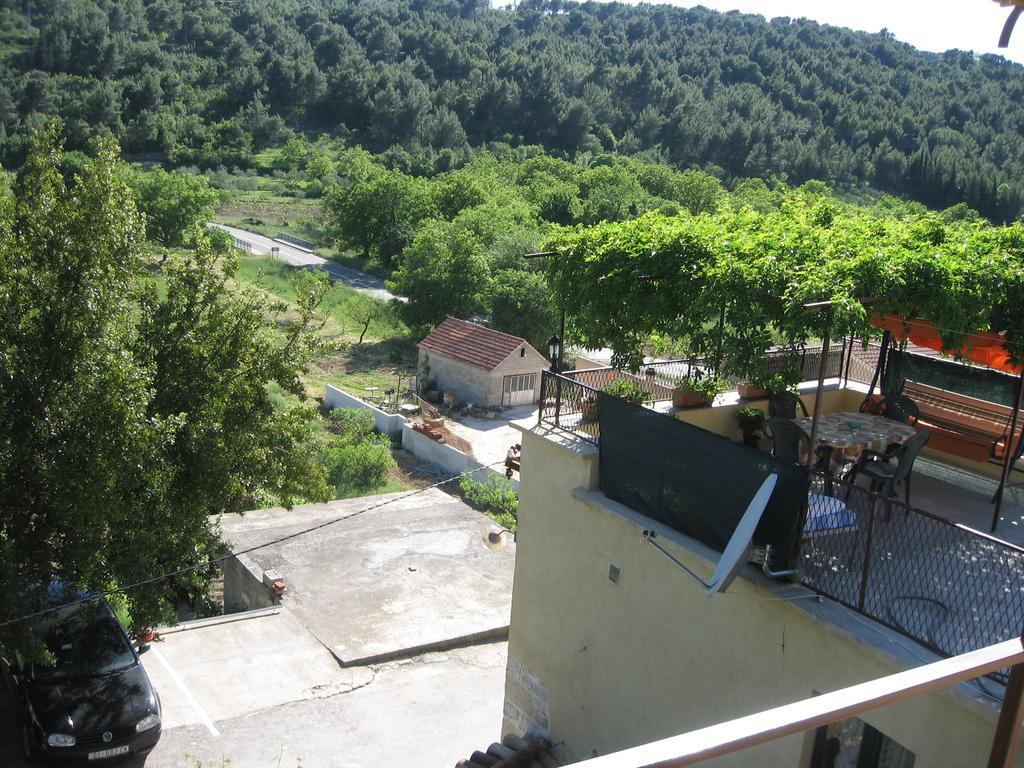 Apartments Darinka Skradin Room photo