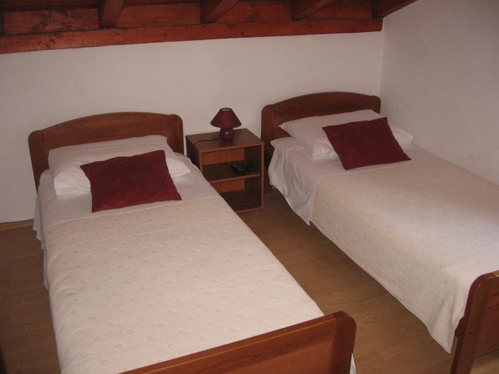 Apartments Darinka Skradin Exterior photo
